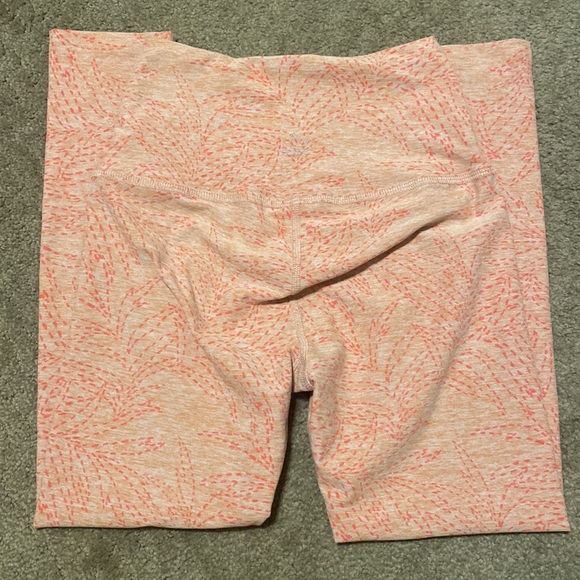 Beyond Yoga Leggings - Picture 2 of 4